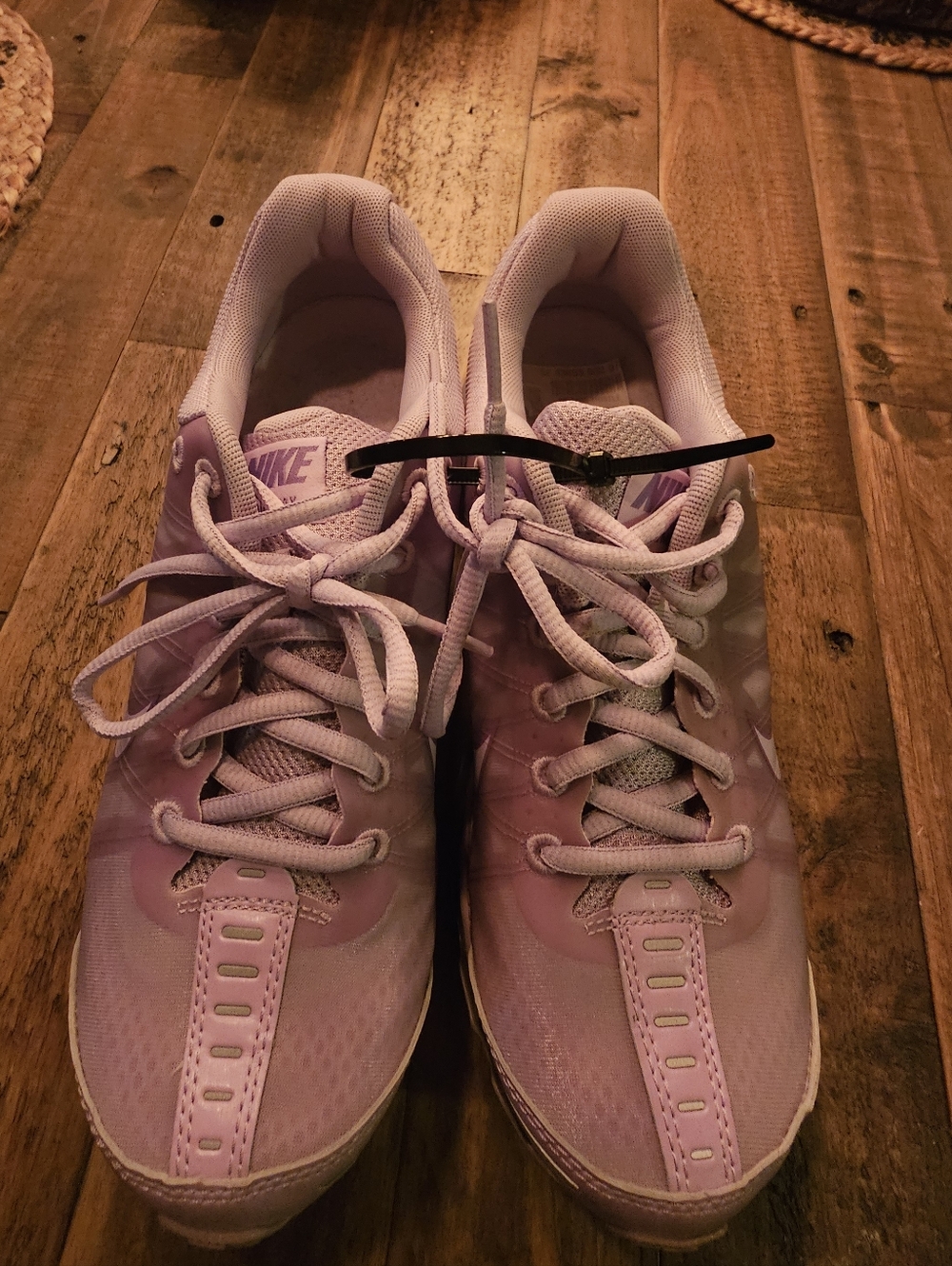 Nike Women's Light Purple Lace-Up Athletic Sneakers ..SIZE 8.5